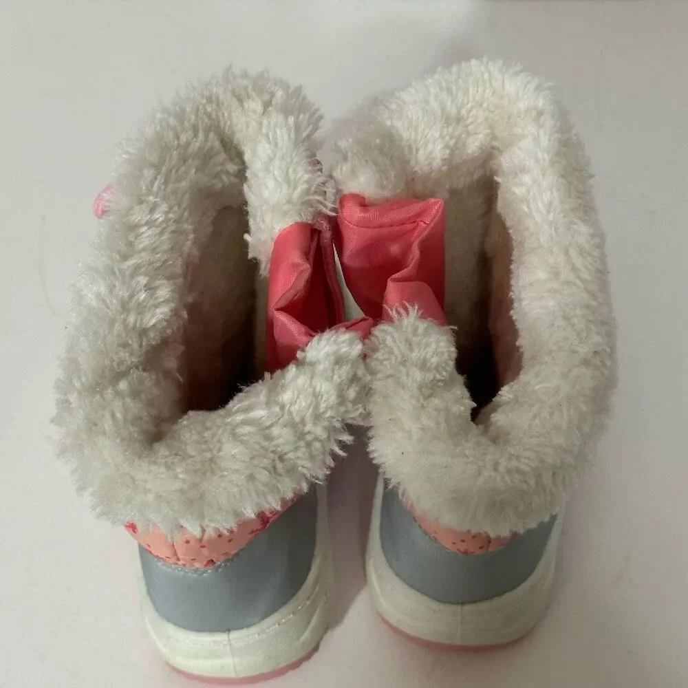 Apakowa Kids Pink and Gray Snow Boots | Little Girl Size 25 (8.5/9)